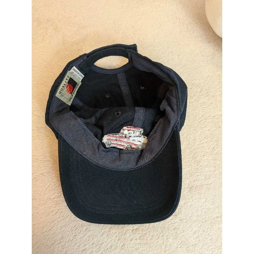 Quality Classics Embroidered Pickup Truck American Flag Baseball Cap‎
